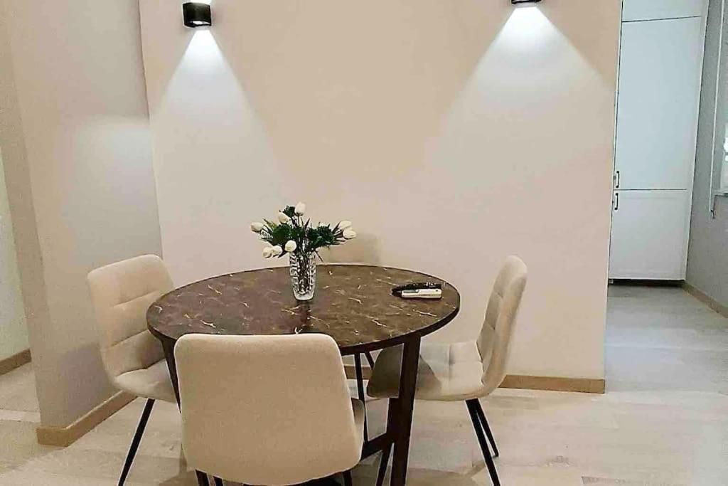 Ferienwohnung Casa Nicola- Apt In The Heart Of Rom Exterior foto